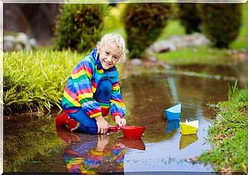 8 benefits of water play for kids