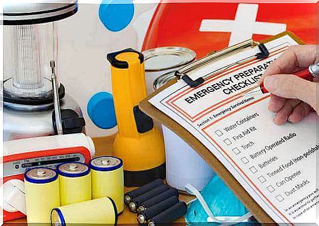 The home first aid kit has the function of ensuring the family's peace of mind in case of emergencies.